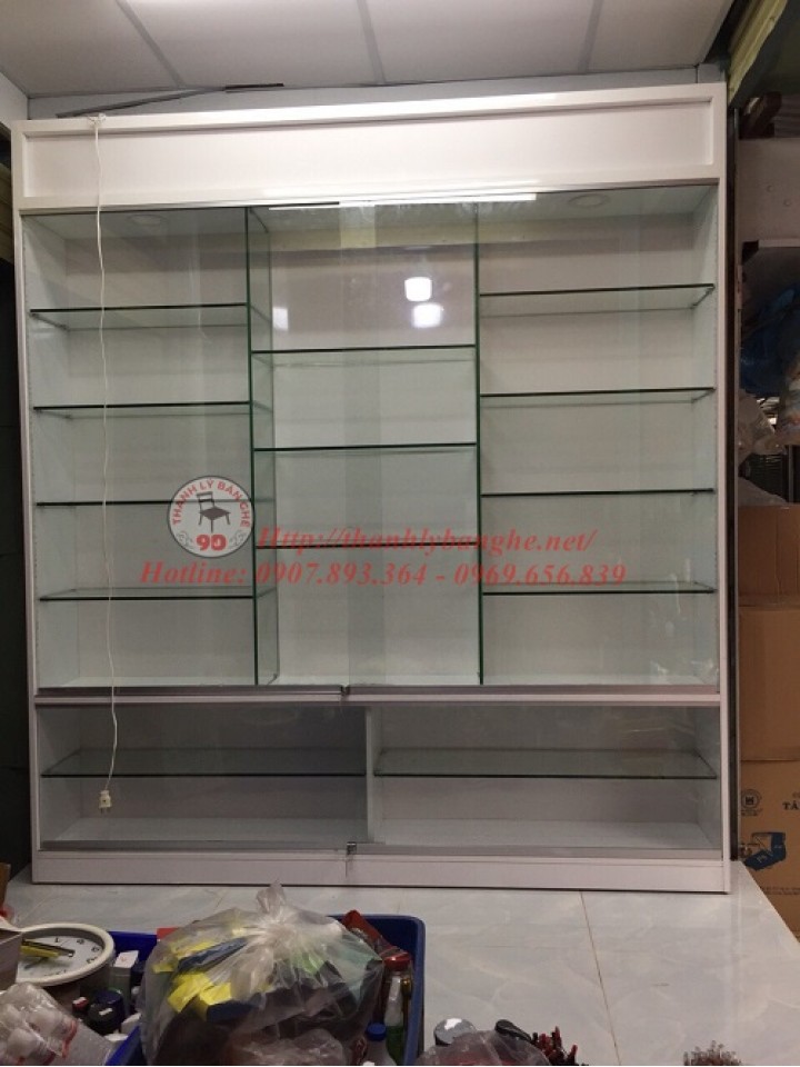Thanh lý tủ kinh trưng bày tầng kính mã số 111